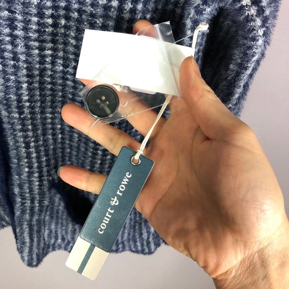 COURT & ROWE Women's Navy Houndstooth Eyelash Knit Cardigan Sweater Size XS - Picture 7 of 10